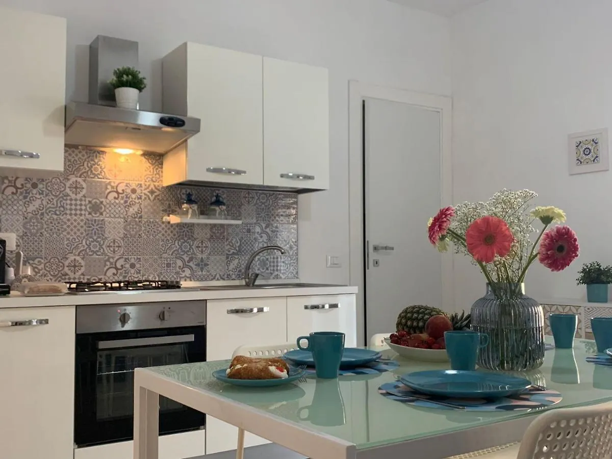 La Casa Di Nina Lägenhet Pozzallo 0*,  Italien